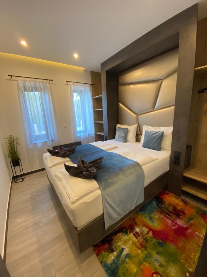 Luxury Apartments เคสเท ภายนอก รูปภาพ