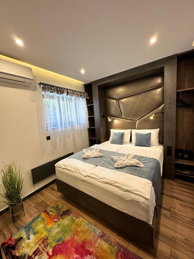 Luxury Apartments เคสเท ภายนอก รูปภาพ